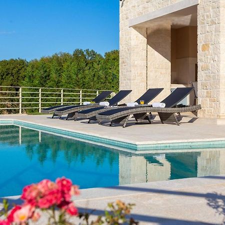 Villa Blanche By Ilc Brtonigla Exteriér fotografie